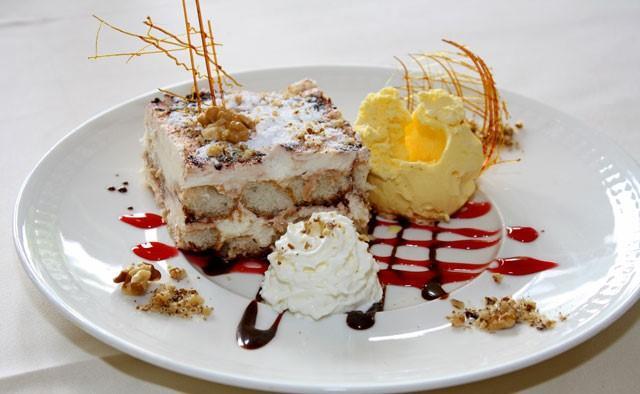 Hotel Restaurant Balkan ترير المظهر الخارجي الصورة