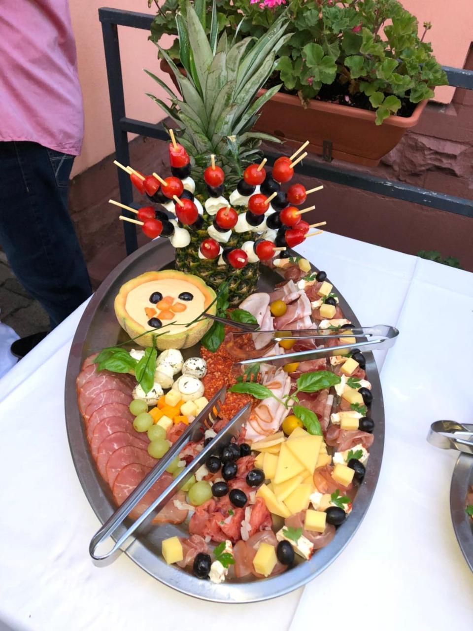 Hotel Restaurant Balkan ترير المظهر الخارجي الصورة