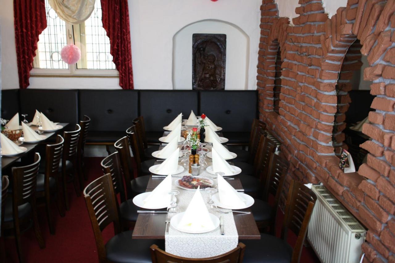 Hotel Restaurant Balkan ترير المظهر الخارجي الصورة