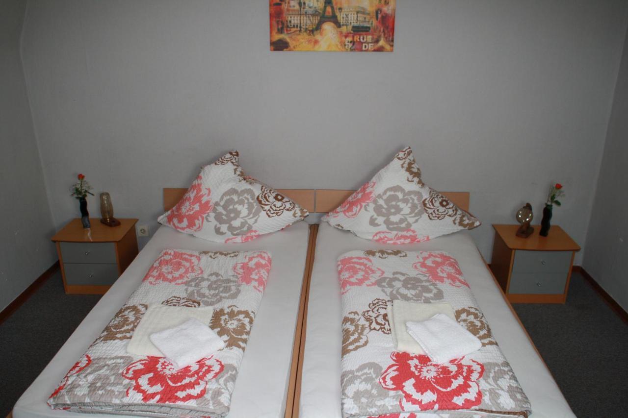 Hotel Restaurant Balkan ترير المظهر الخارجي الصورة